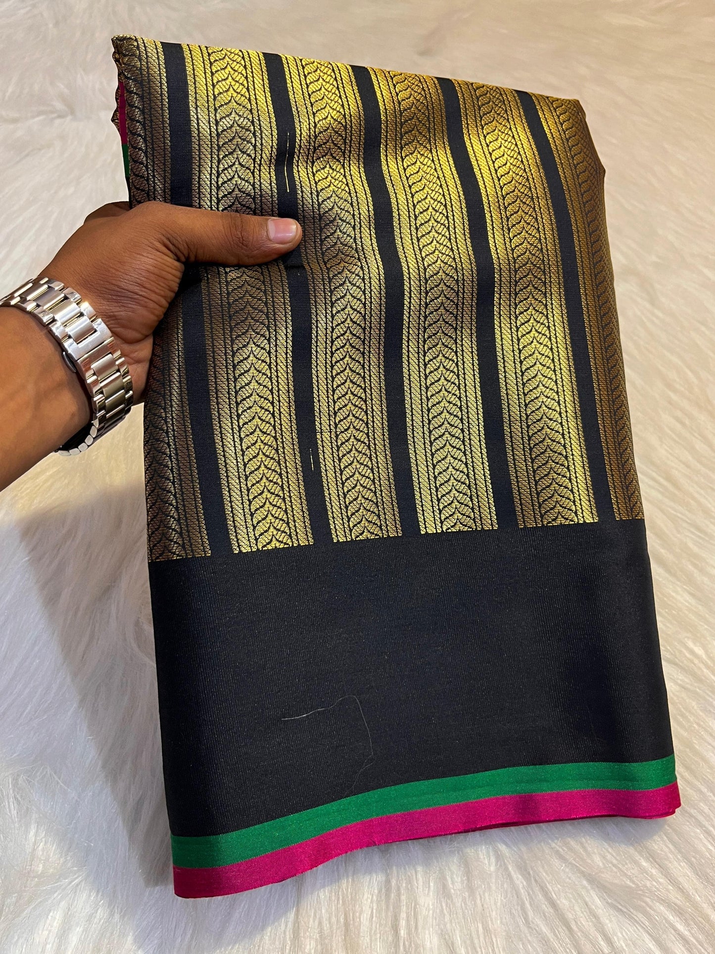 Elegant and Trendy silk sarees of India