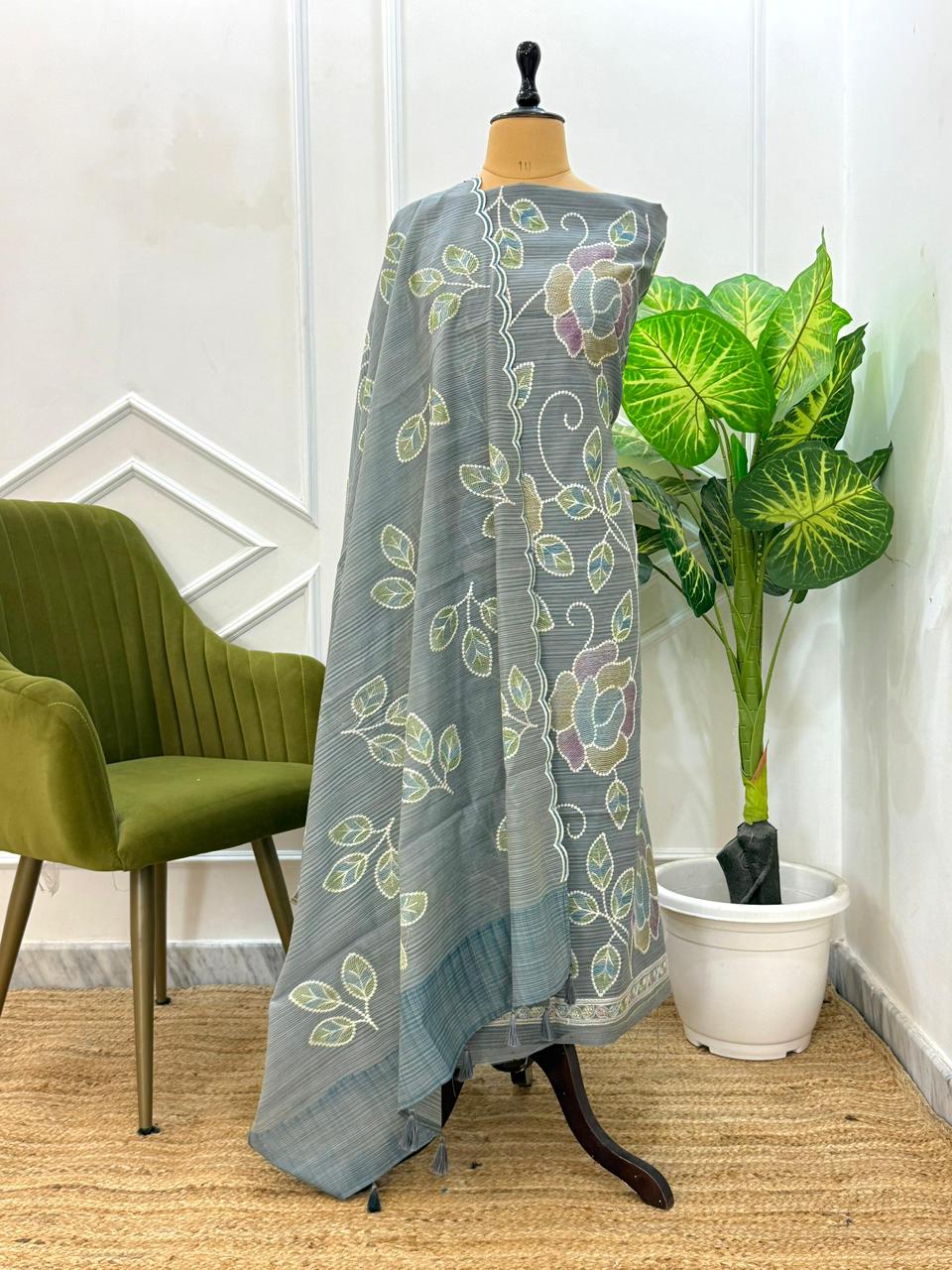 banarasi unstitched suit